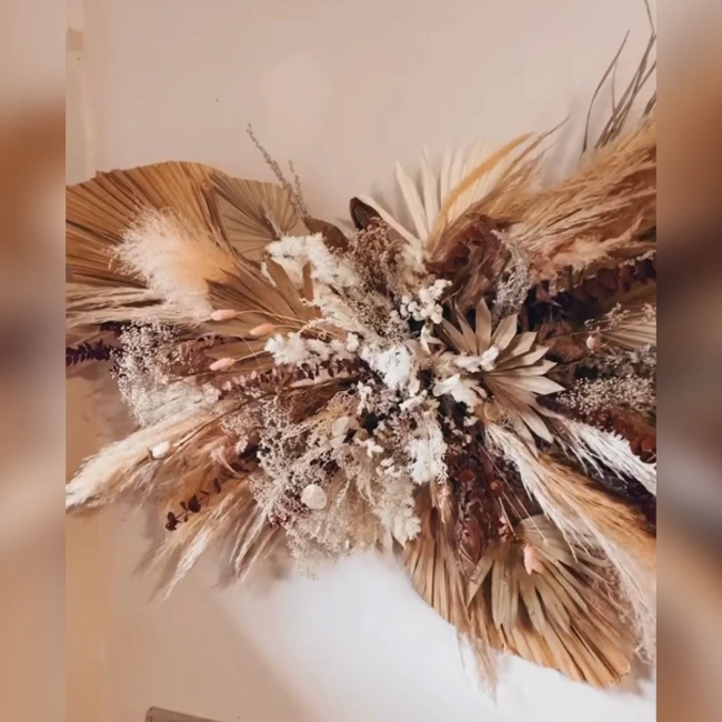 Planning To Create A One of a kind Piece Go With Custom Wall Hanging Displays