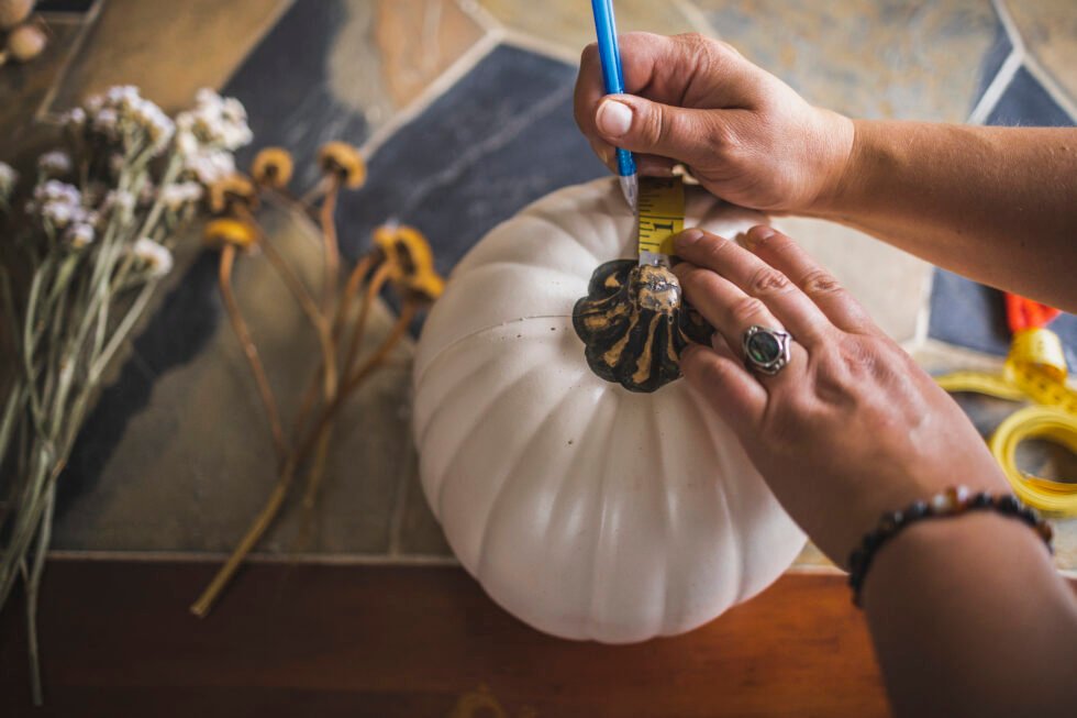 How To Make A Pumpkin Centerpiece With Dried Flowers