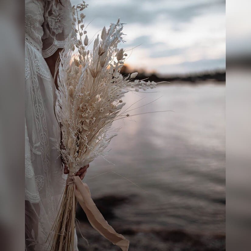 Custom Dried Bouquet Flower Delivery Canada