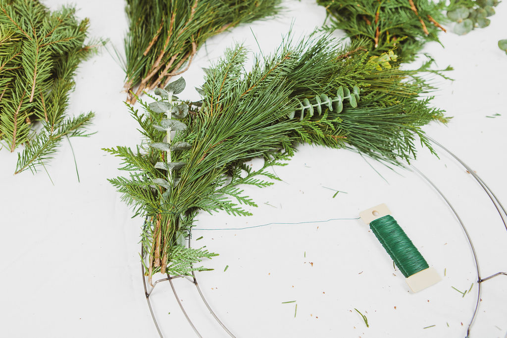 Easy DIY Fresh Greenery Christmas Wreath Step