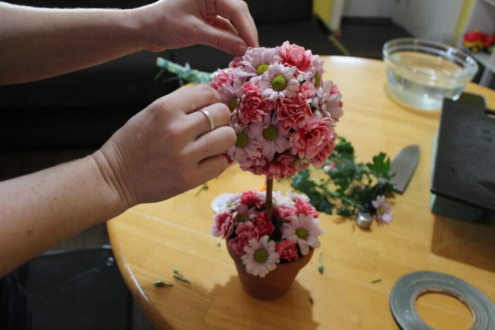 How to Create a Lollipop Floral Arrangement