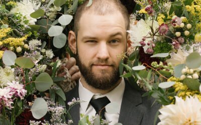 Should You DIY Your Wedding Flowers? Here’s What You Need to Know