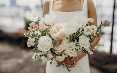 A Complete Guide to Winter Wedding Flowers in Canada: Trends, Colours, & Budget Tips